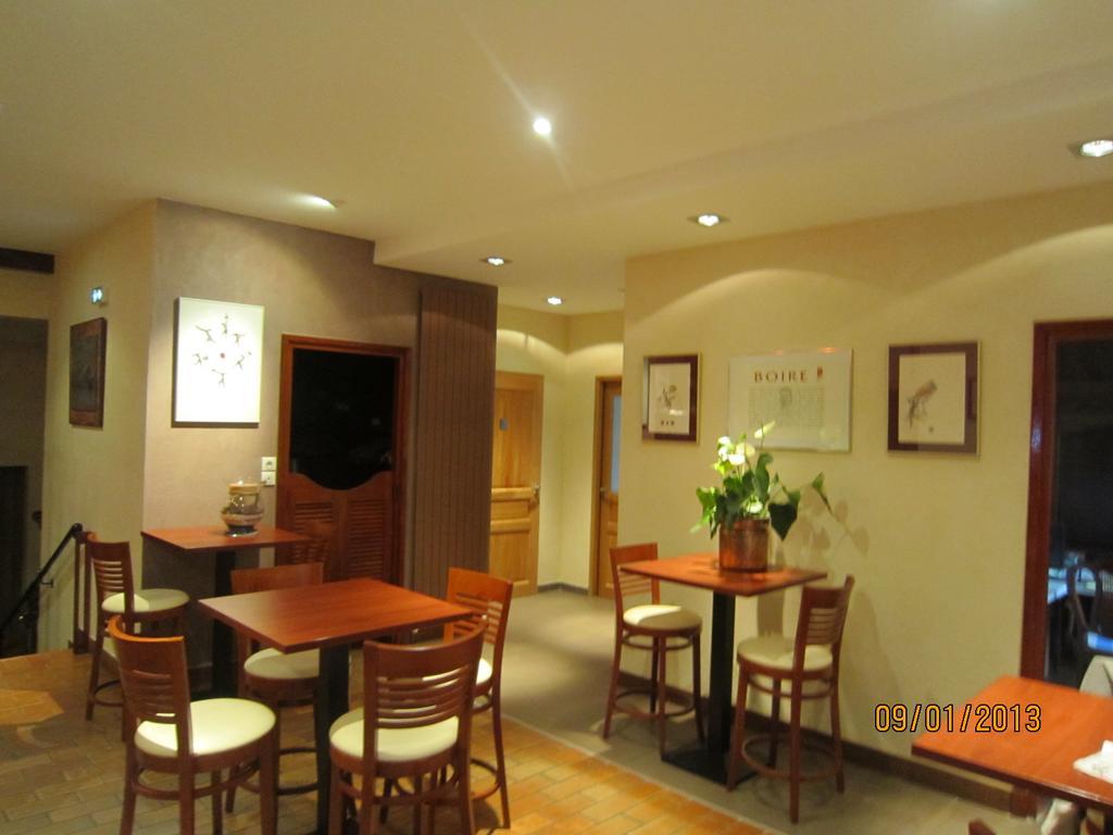 Hotel Restaurant Emile Job Montmerle-sur-Saone Eksteriør billede