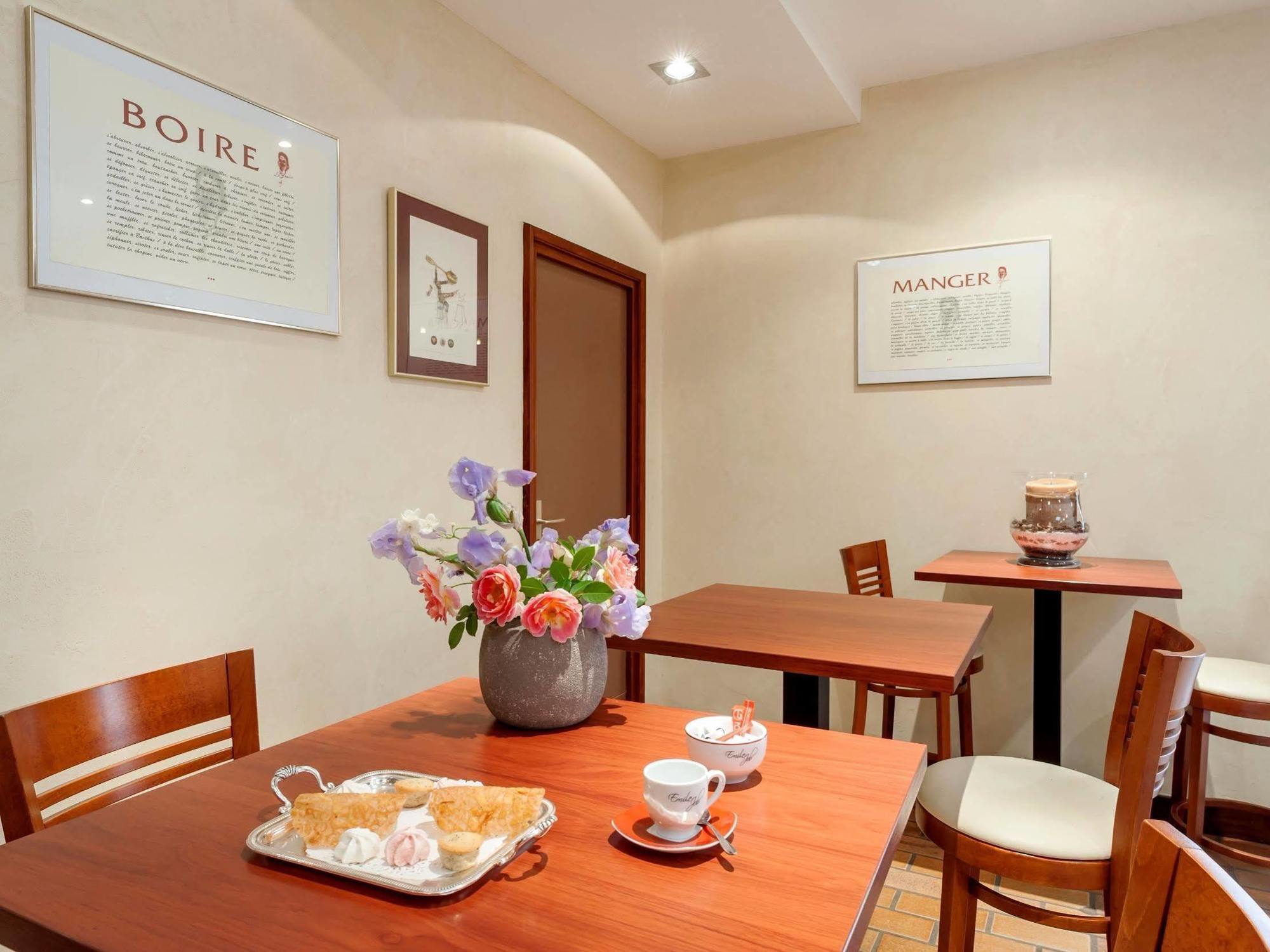 Hotel Restaurant Emile Job Montmerle-sur-Saone Eksteriør billede