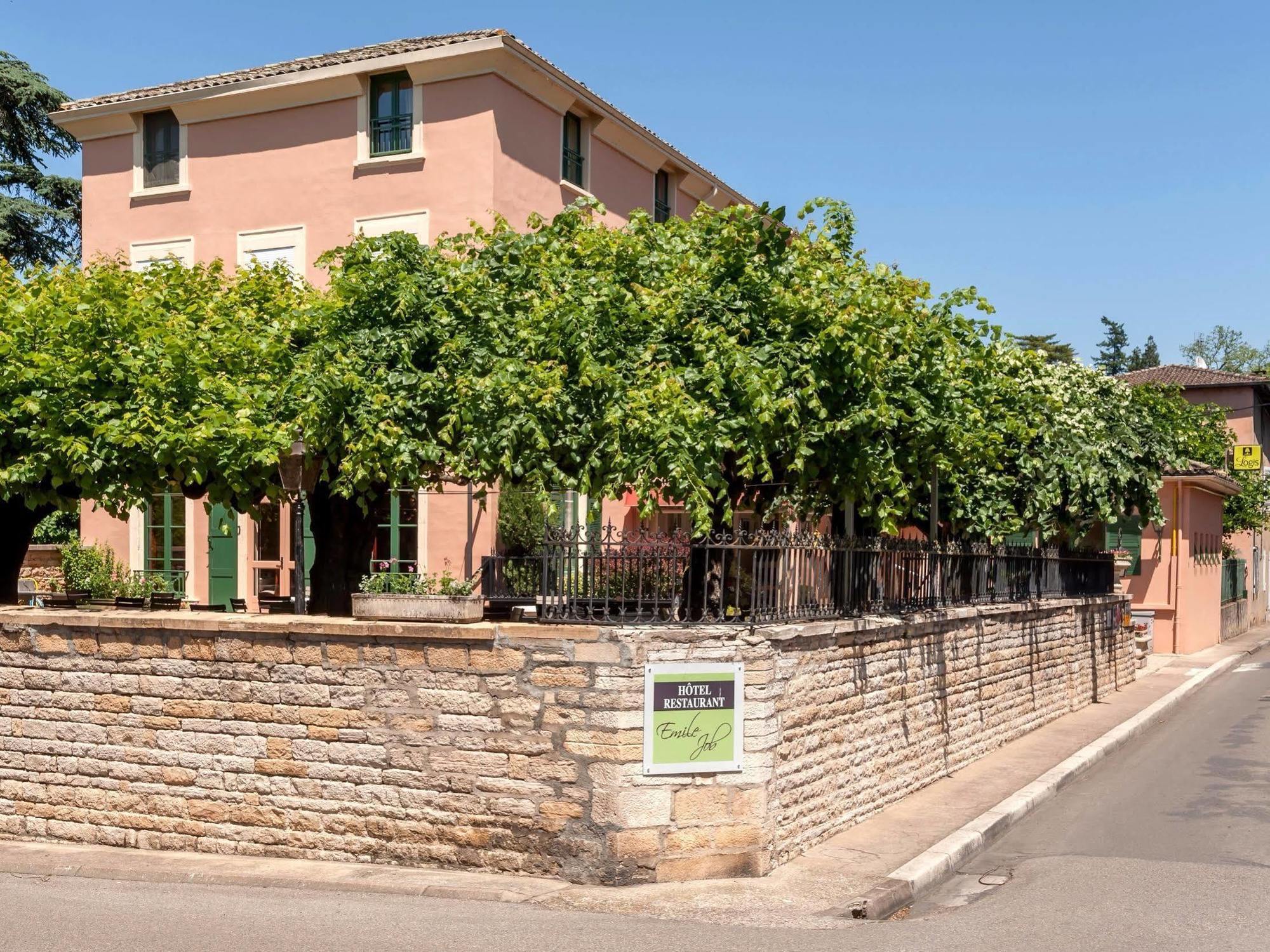 Hotel Restaurant Emile Job Montmerle-sur-Saone Eksteriør billede
