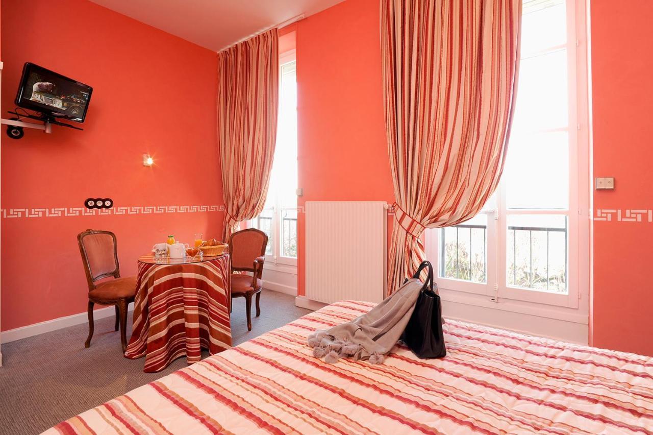Hotel Restaurant Emile Job Montmerle-sur-Saone Eksteriør billede
